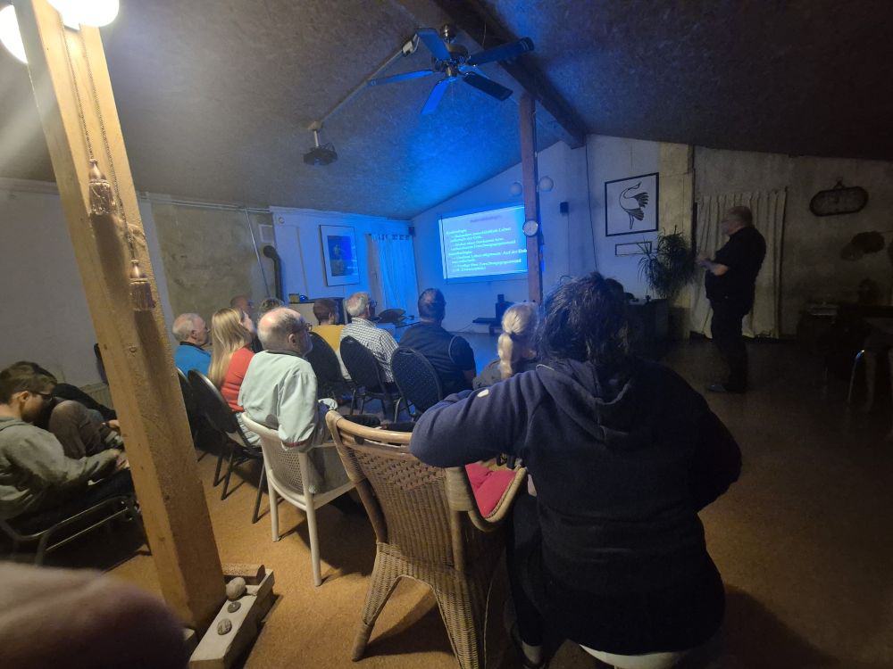 20250920_210255_resized