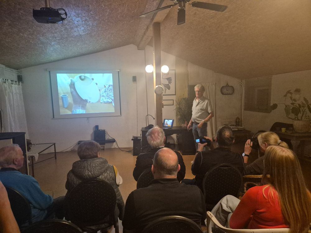 20250920_221217_resized