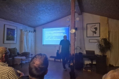 20250920_210736_resized