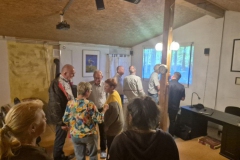 20250920_215202_resized